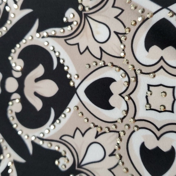 Cleo mature woman's top,‎ wing sleeves,  a little bling. Size XL. Great u… - Picture 14 of 14